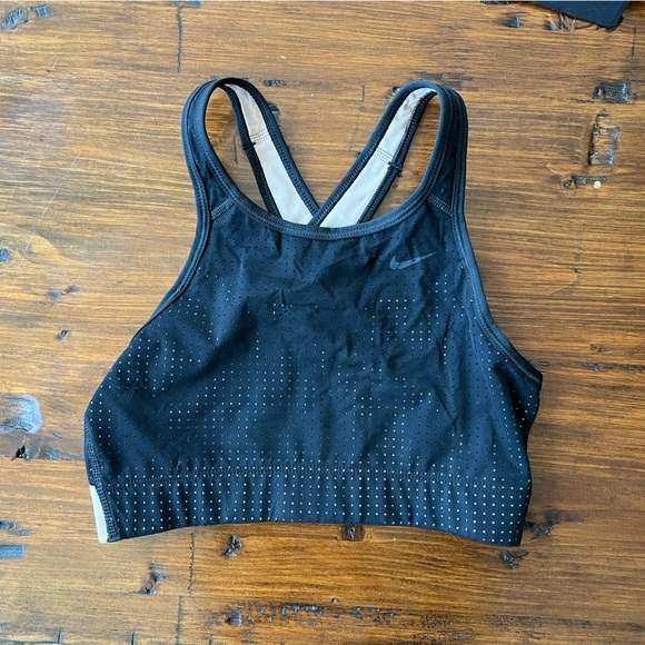 Nike Other - Nike dri-fit sports‎ bra
